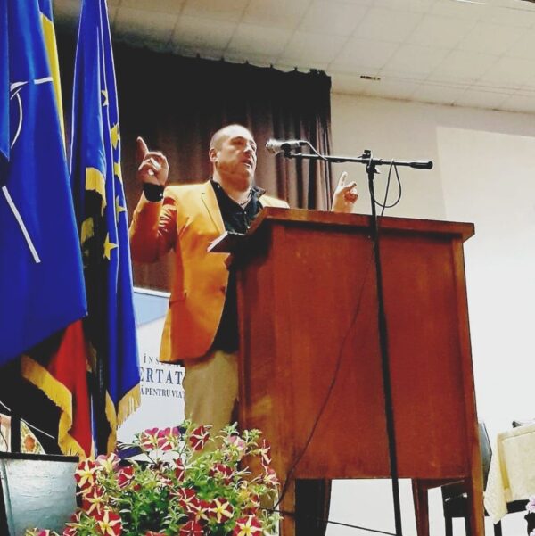 La fine degli Ultra – ras: crolla lo strapotere dei clan criminali ultrà, arricchitisi con la violenza negli stadi