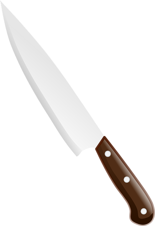 Litiga col marito e lo ferisce con un coltello ad Alghero