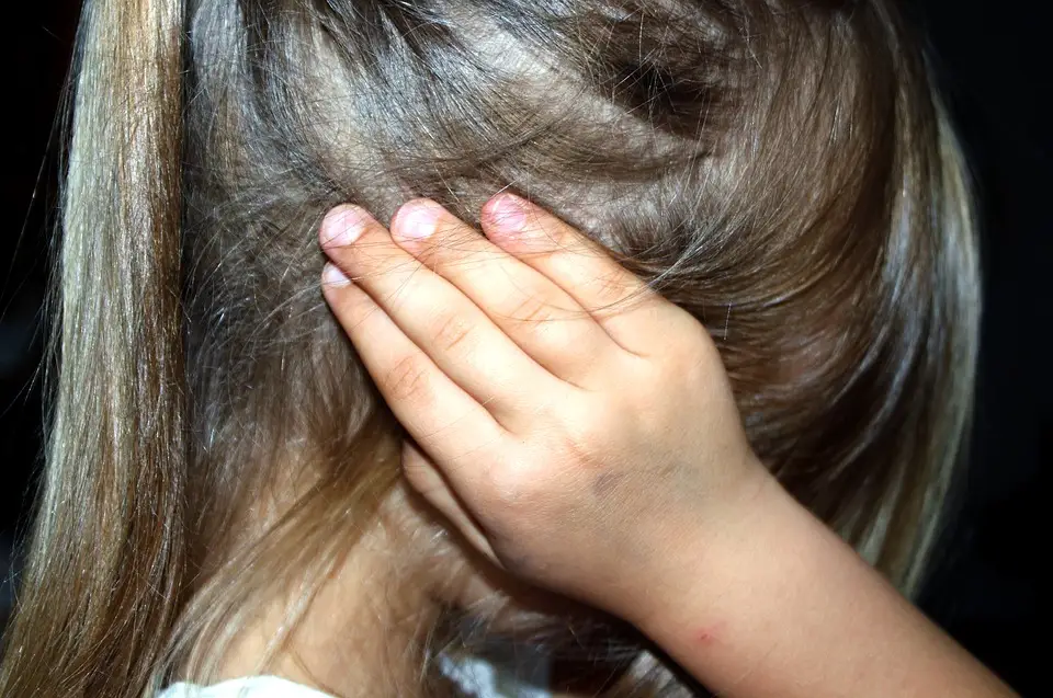 violenza ragazza pixabay